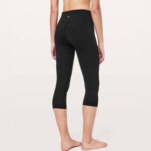 Lululemon wunder under crop solid black 21350